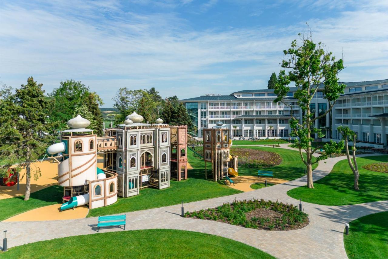 Moevenpick Balaland Resort Lake Balaton Szántód Exterior foto