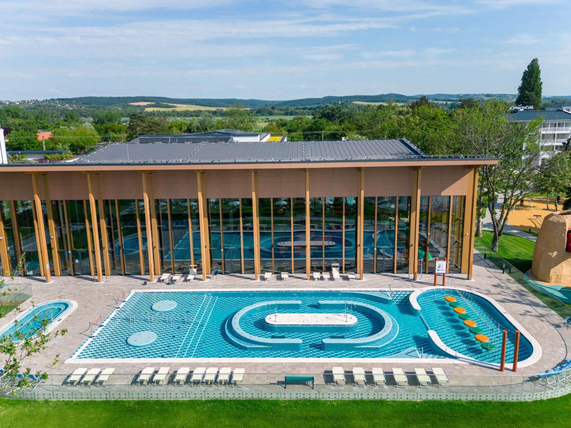 Moevenpick Balaland Resort Lake Balaton Szántód Exterior foto